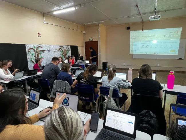 EDUCACAO