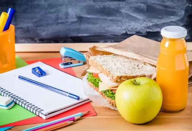 SAUDE NAS ESCOLAS